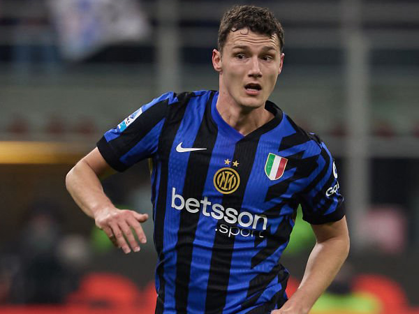 Demi Dana Segar, Inter Siap Lepas Benjamin Pavard di Musim Panas Ini